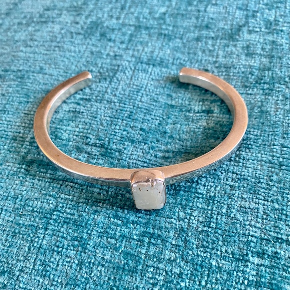 Handmade Southwestern Sterling Narrow Cuff With Pearl - Picture 4 of 6